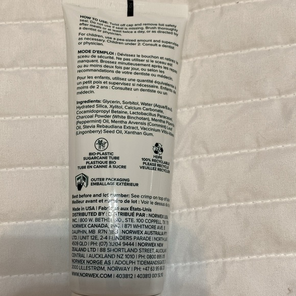 Lysere toothpaste from Norwex 4 oz whitening sealed without box - Picture 4 of 4